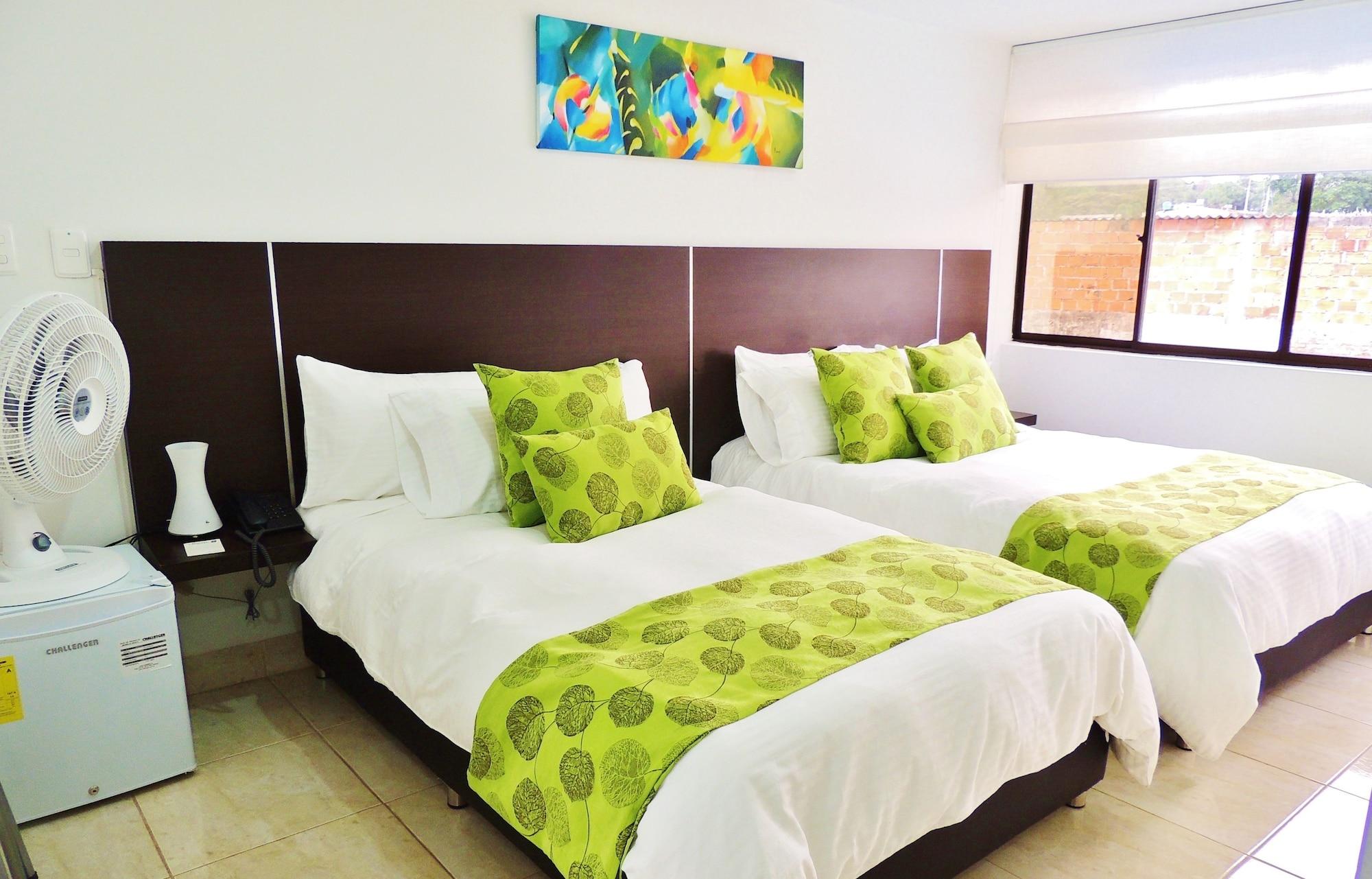 Hotel Montes De La Castellana Armenia  Extérieur photo