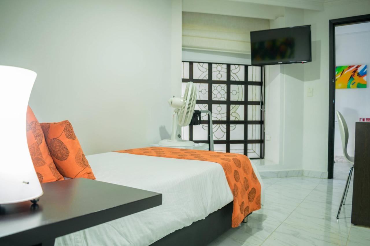 Hotel Montes De La Castellana Armenia  Extérieur photo